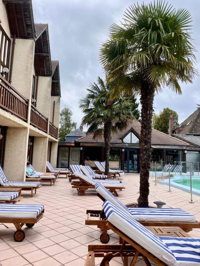 Logis Le Clos Deauville Saint Gatien Exteriör bild